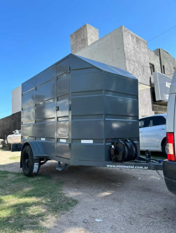 Trailer categoría 01